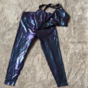 Buff bunny metallic legging and sport bra set!